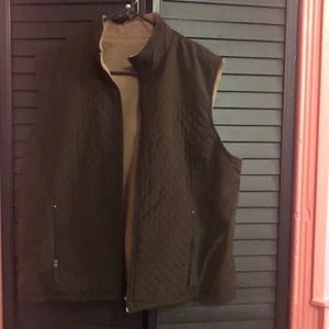 Reversible fleece vest